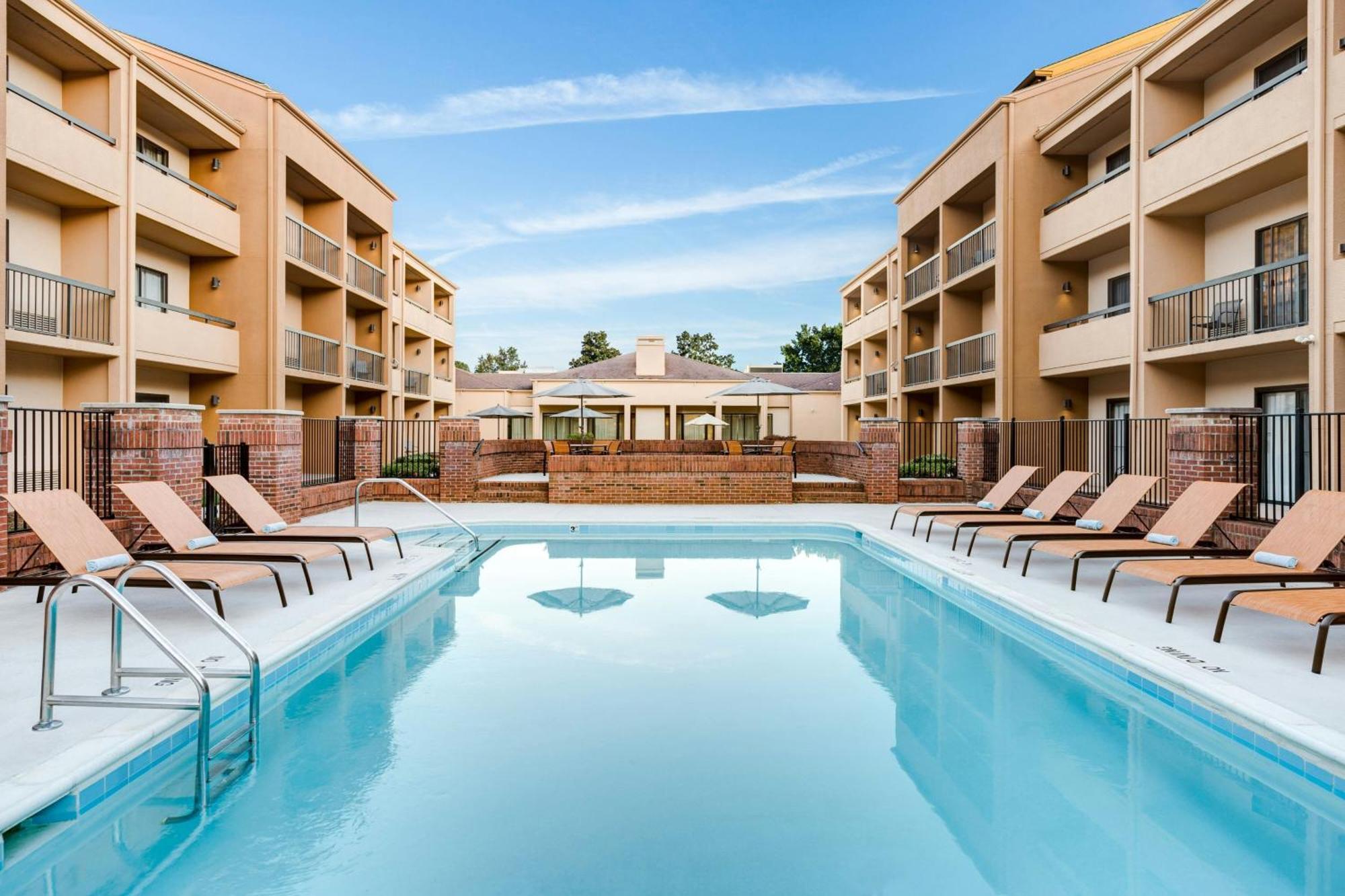 Hotel Courtyard By Marriott Raleigh Cary Exteriér fotografie